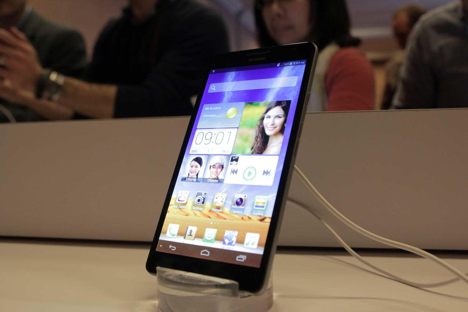 Huawei-Ascend-Mate-Side-Angle