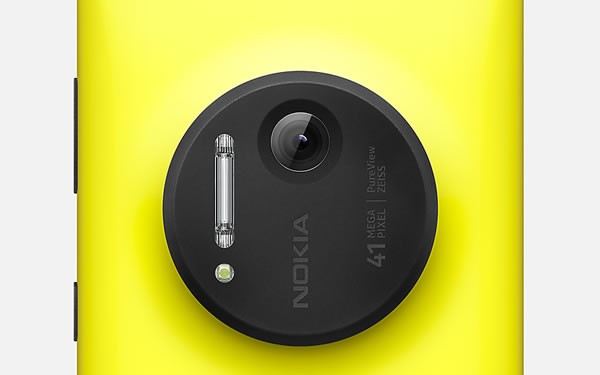 Nokia Lumia 1020 Windows Phone with PureView Camera